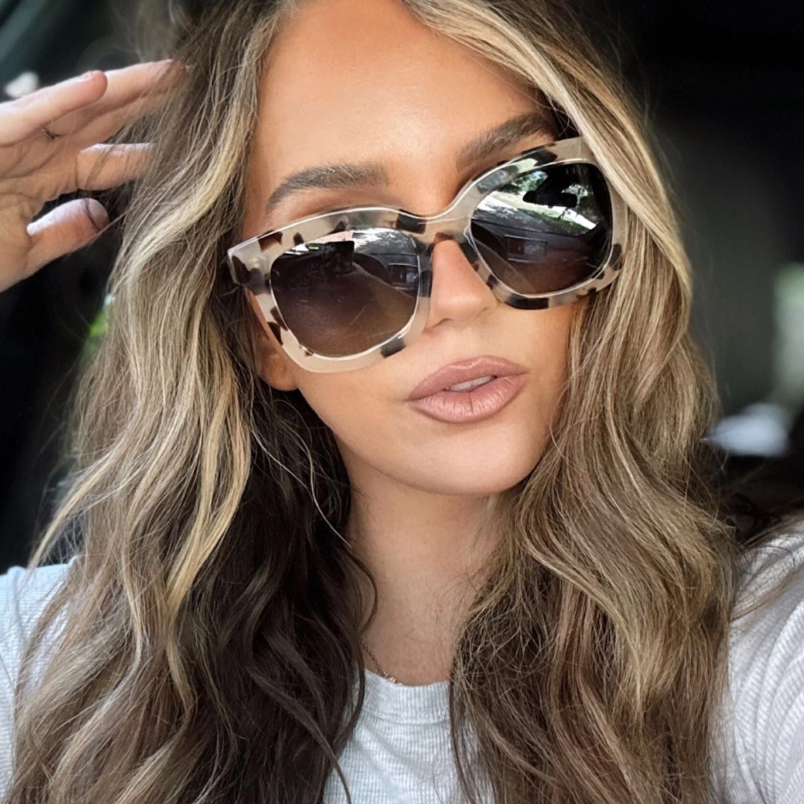 BELLA II - CREAM TORTOISE   GREY GRADIENT SUNGLASSES
