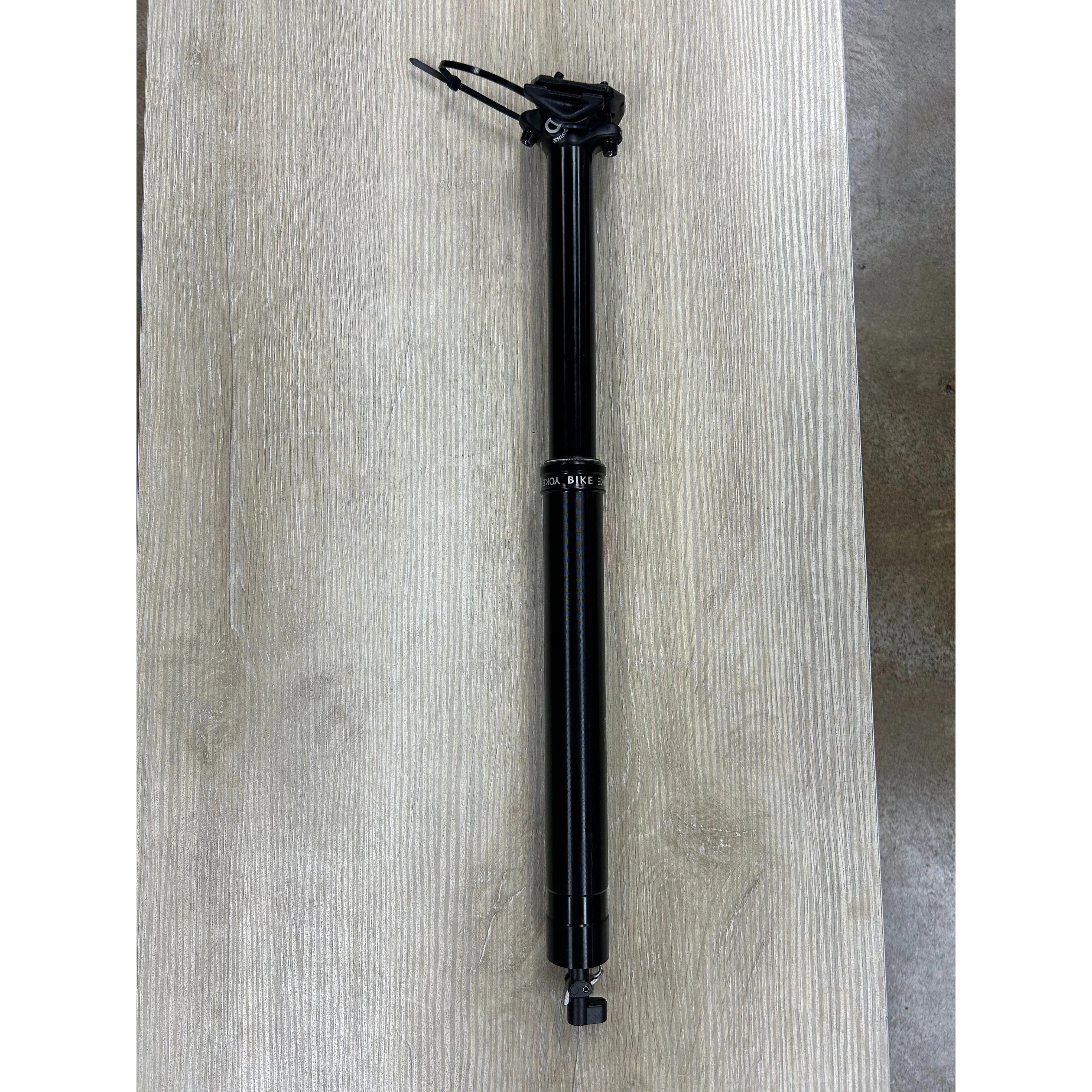 Bikeyoke Divine 31.6 Dropper Post, Take-off Part