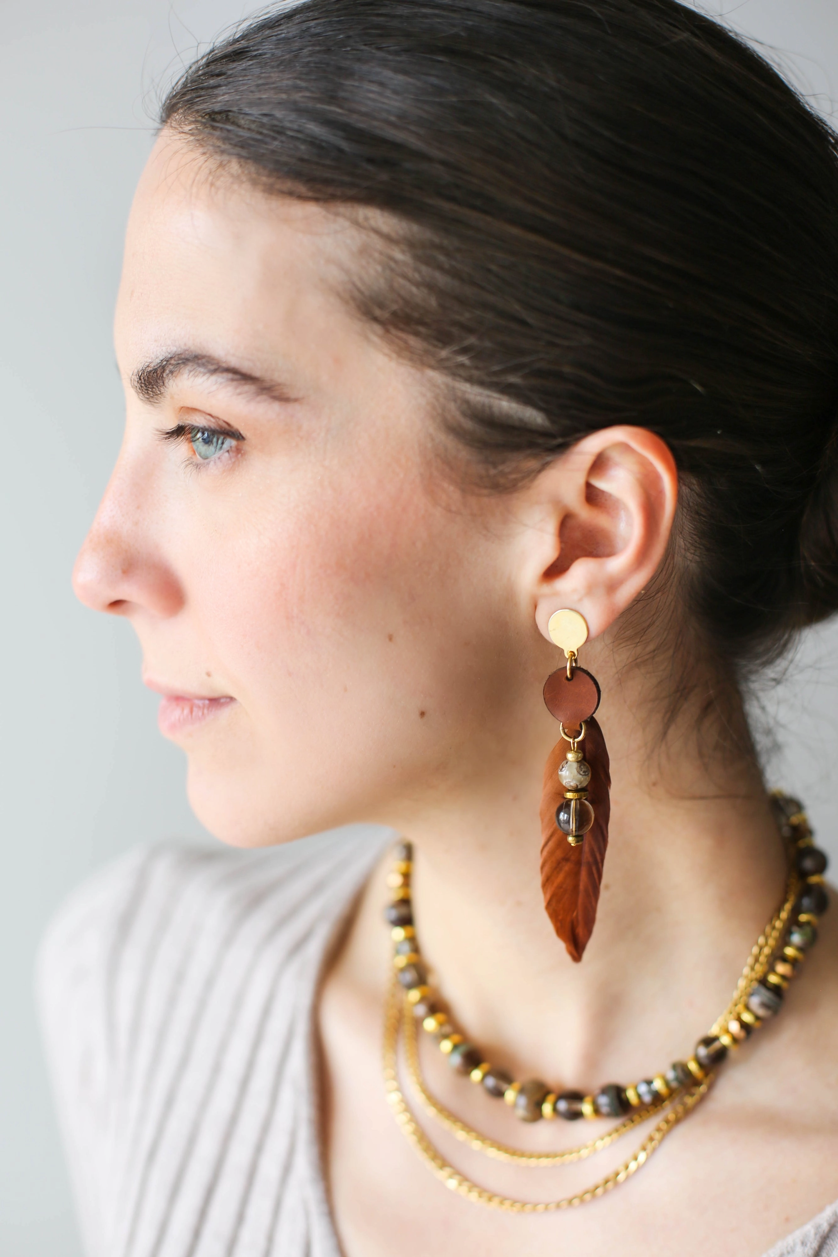 Leather Earrings with Feather and Agate